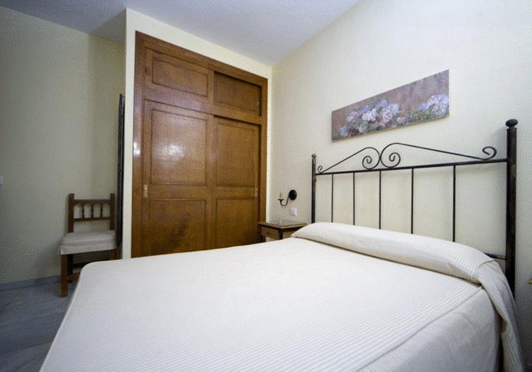 Hostal El Labrador Marbella Exterior photo